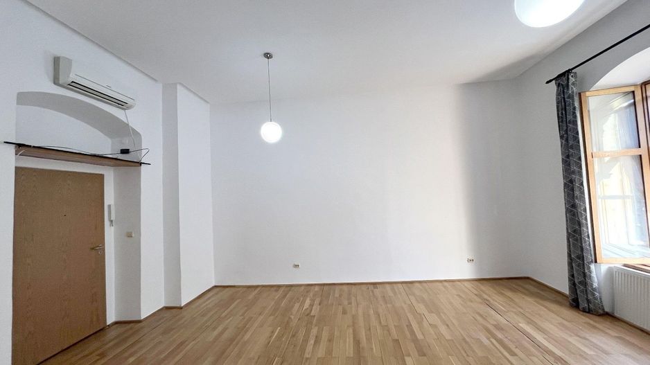 apartament 2 camere zona Unirii - Poză 1