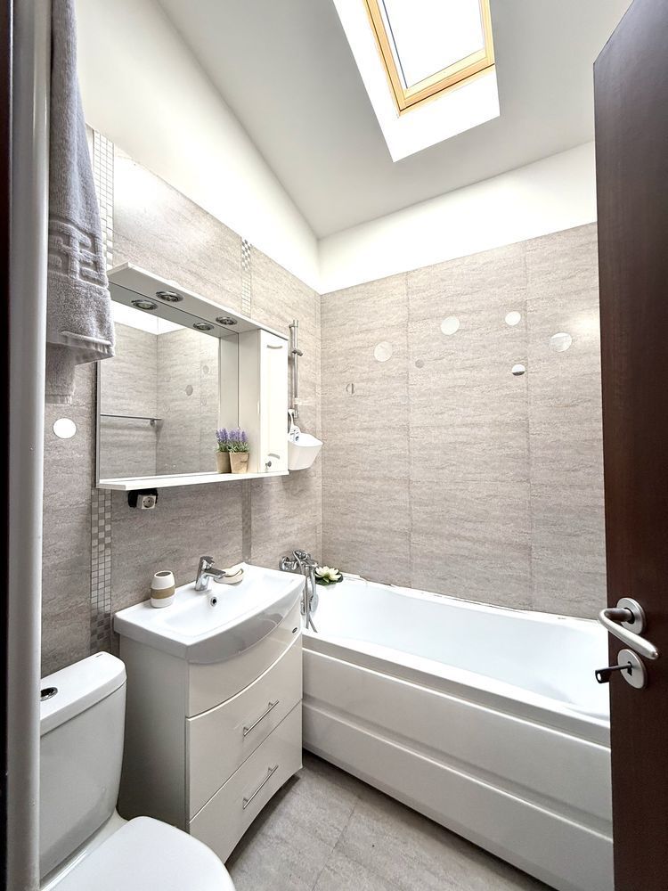 De vanzare Apartament 3 camere Pacii - Poză 5