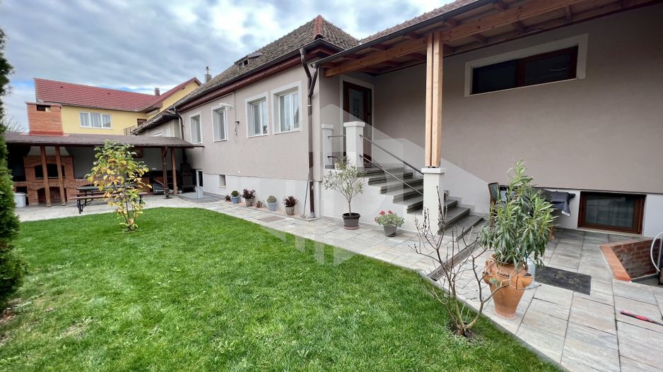 Casa de inchiriat in Selimbar. Zona stadionului/ politie - Poză 2