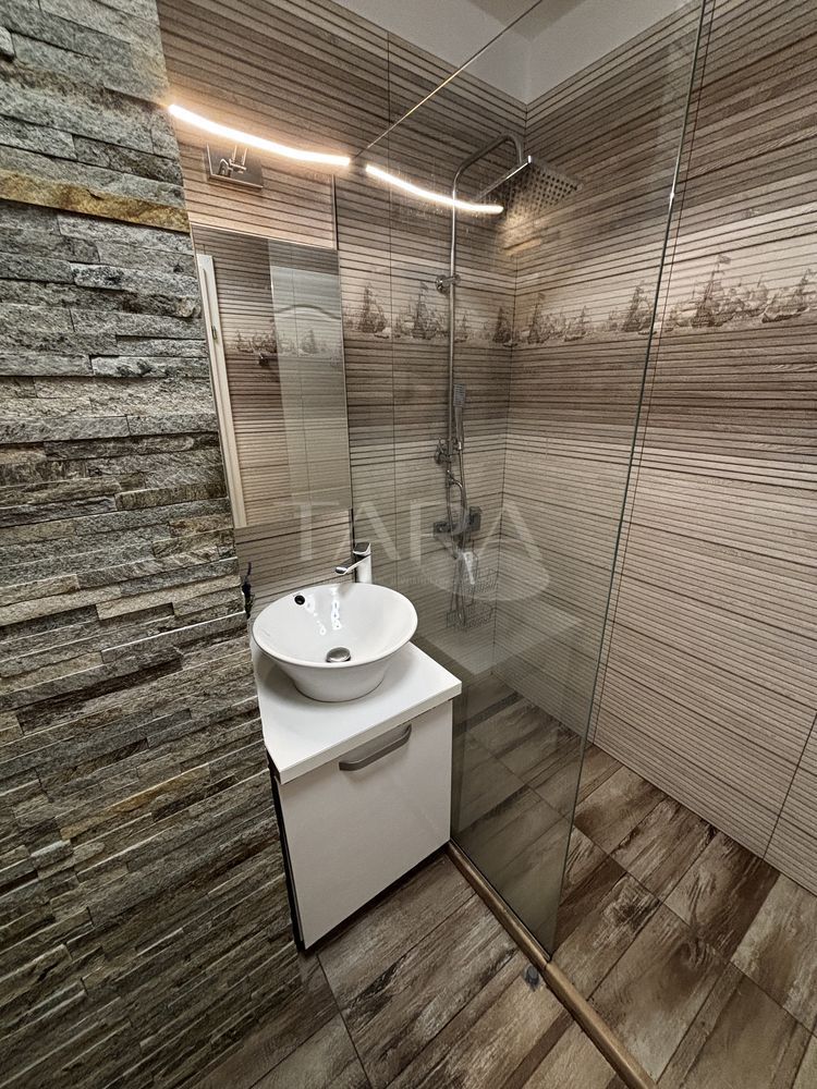 3 camere, lângă Vivo, cu parcare subterană inclusă. - Poză 6