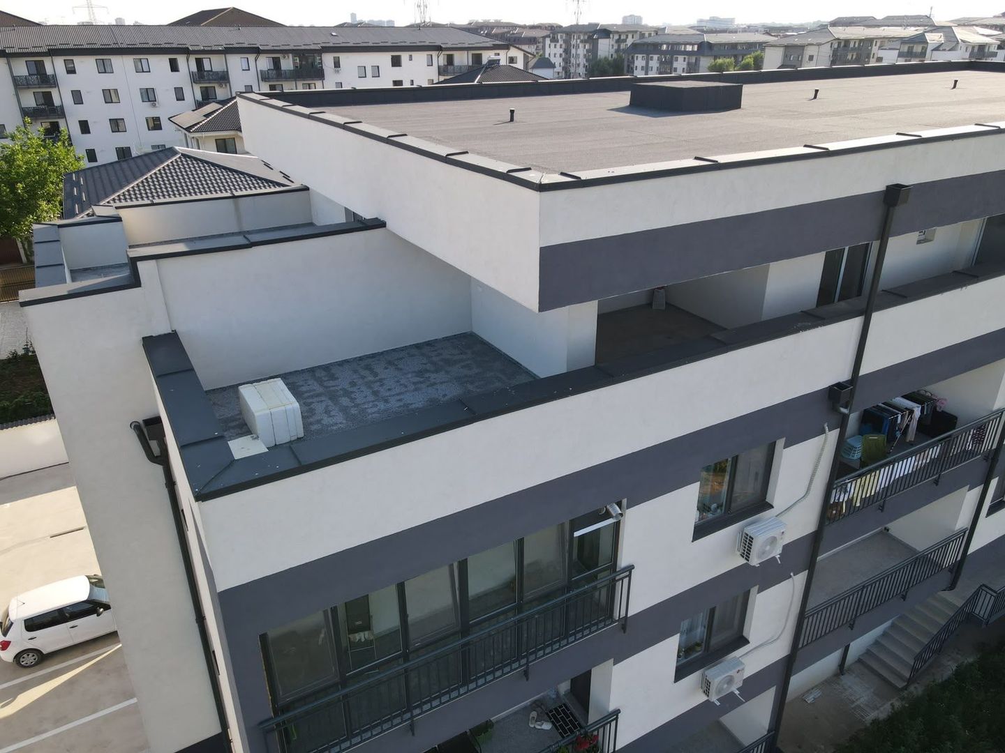 AP. 2 CAMERE - GRADINA PROPRIE 60 MP, BLOC FINALIZAT, PARCARE, COMS 0% - Poză 16