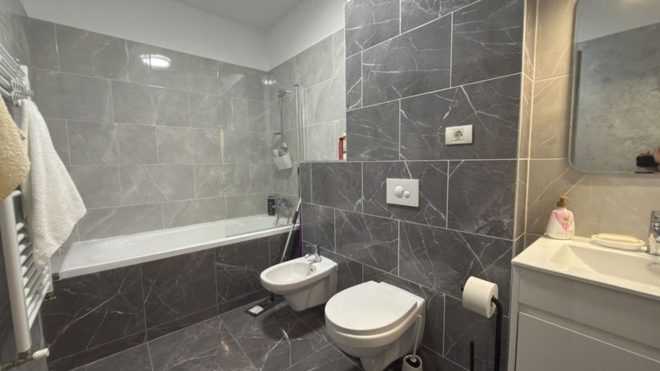 Apartament cu 2 camere de închiriat | Platinum Residence, zona Coresi - Poză 4