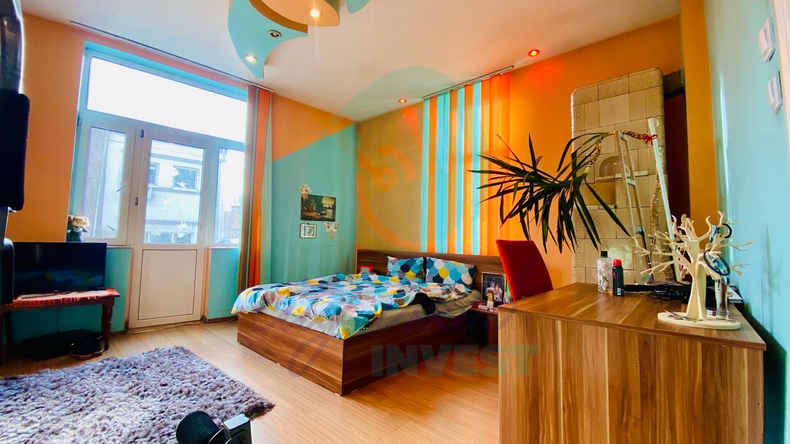 Casa singura in curte - Poză 7