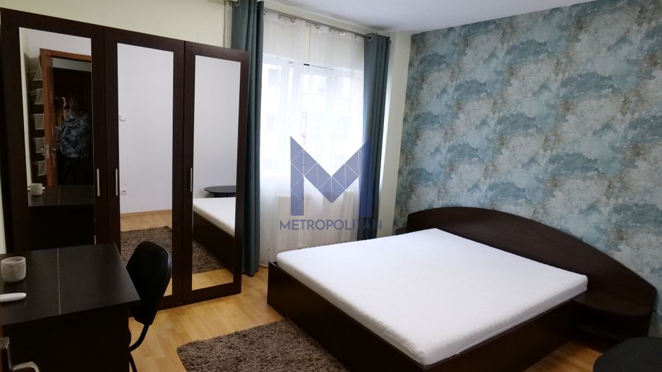 De închiriat apartament luminos 3 camere - Poză 6