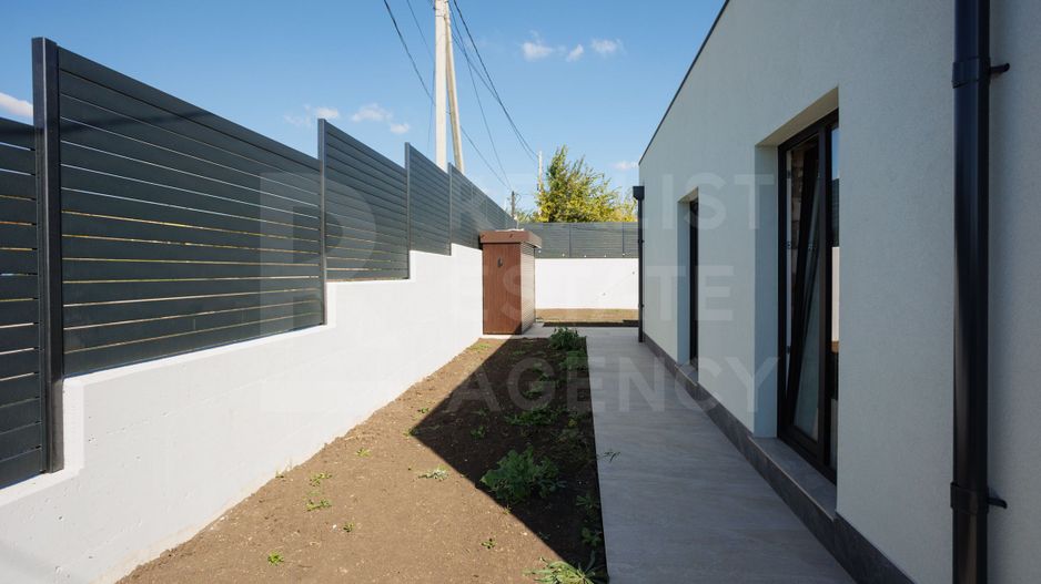 Vânzare, Casă Hi-Tech, 4 camere, str. Ion Suruceanu, Ialoveni - Poză 17