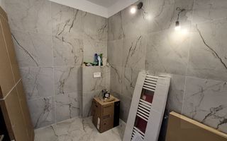 Apartament cu 2 camere 48,90 mp + 21,90 mp terasele + loc de parcare - Busteni - Poză 7