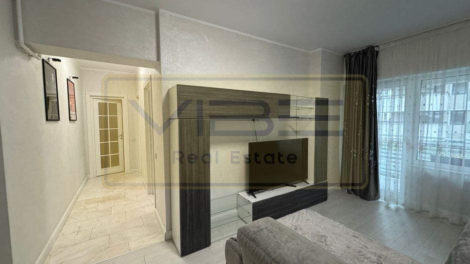 Apartament 2 camere Royal Town Copou - Poză 3