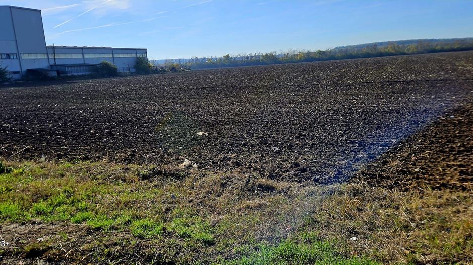 Teren intravilan 15.000 mp – DN2 Afumați - Poză 1