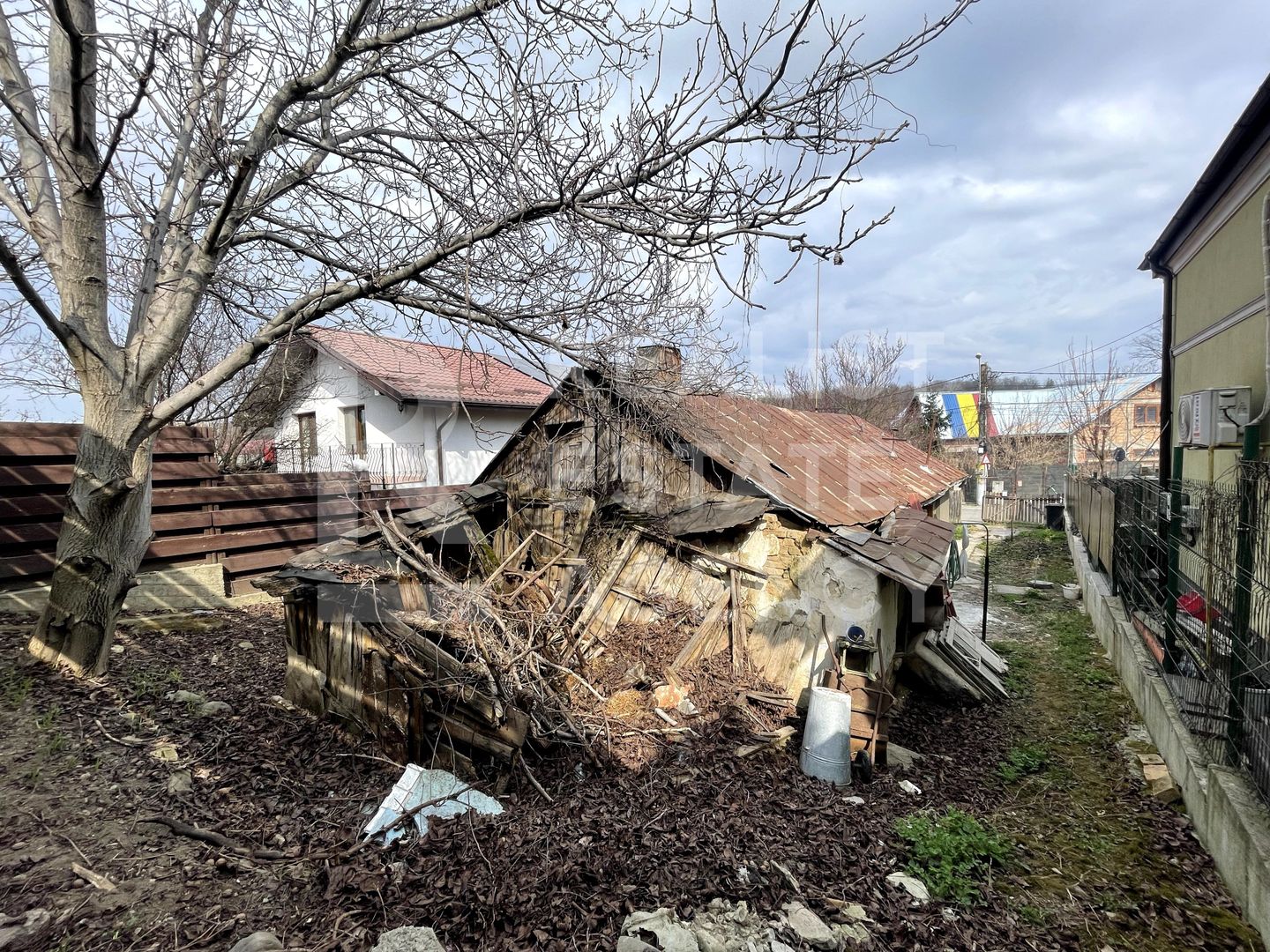 Casă + teren în Iași – Strada Albineț - Poză 5