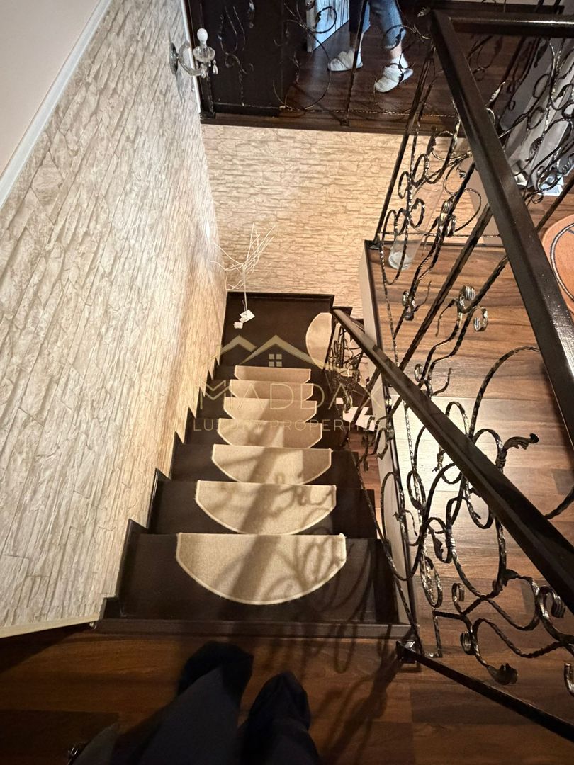 Vila spatioasa cu vedere spre lac Corbeanca - Poză 35