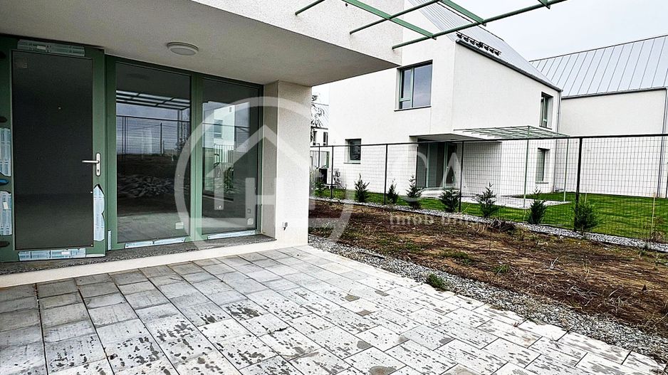 Casa de vanzare cu 5 camere in Paleu, Bihor - Poză 3