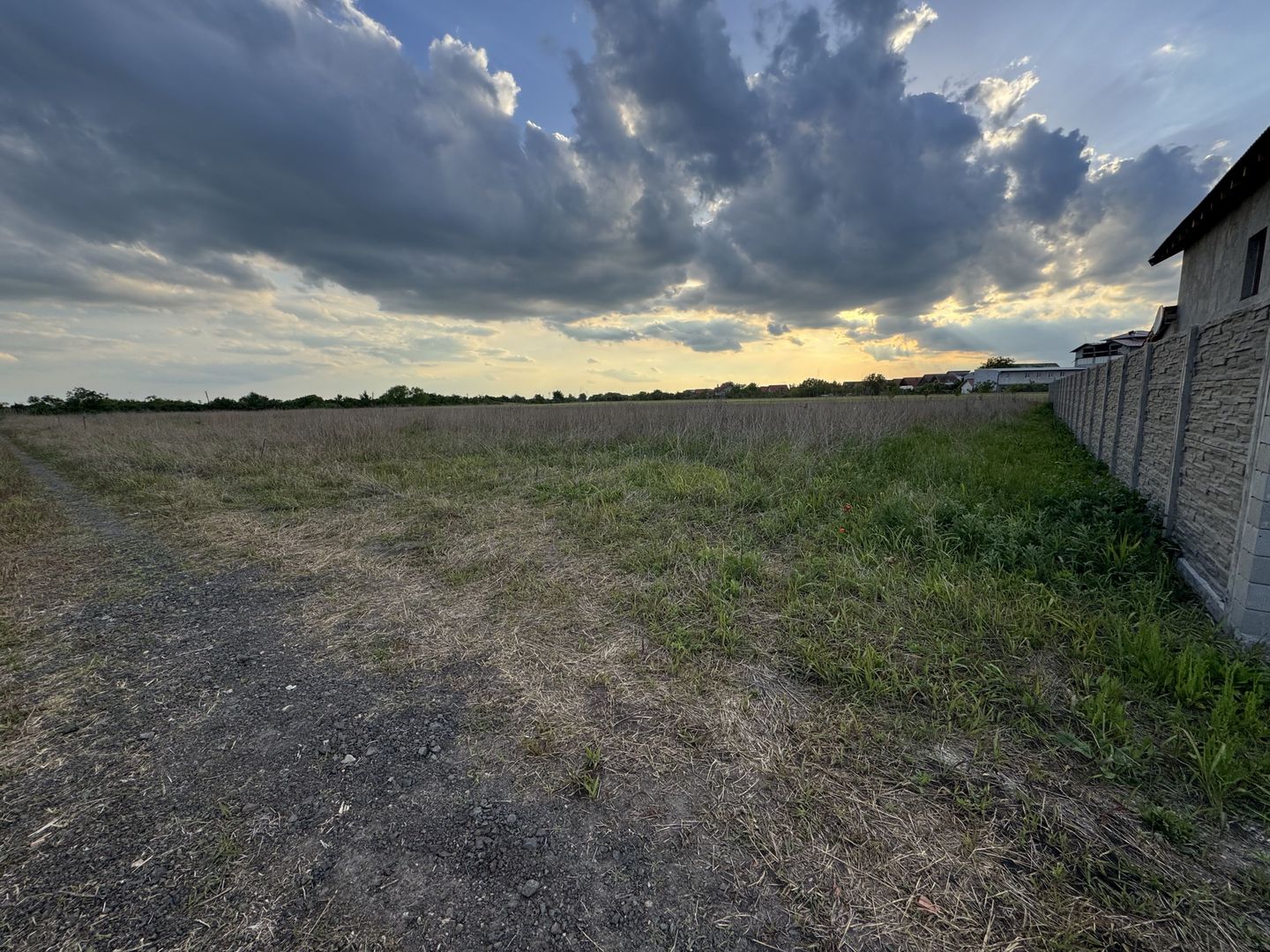 Teren Intravilan Becicherecu Mic ,776 mp,Fs. 17,5m - Poză 2