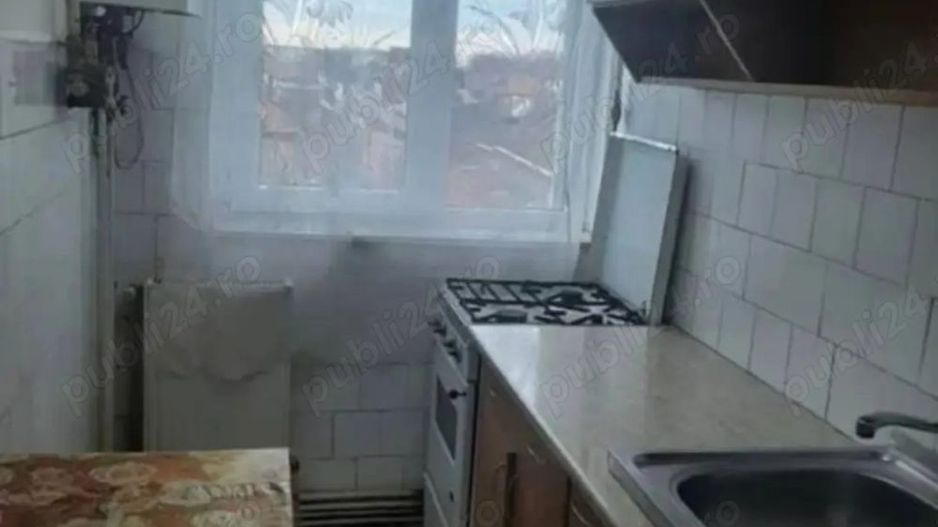 BRASADAS vinde ap 2 cam etaj 3 in 14 Mai. - Poză 1