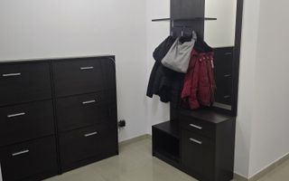 Acasă, în inima orașului – 3 camere renovate, liniște, comfort total - Poză 2