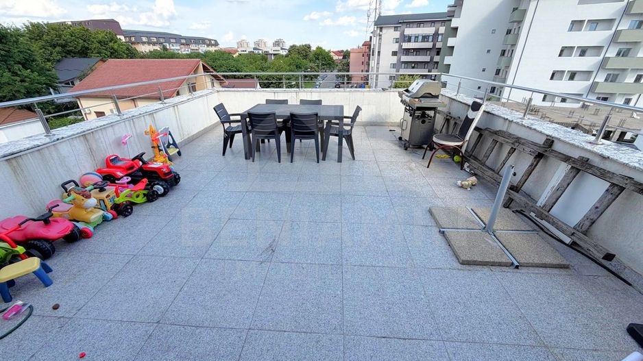 Penthouse Modern-Finisaje Premium-4 Dormitoare-202mp-CT- Promenada - Poză 11