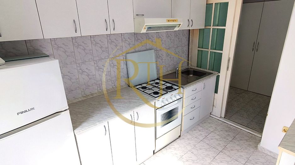 De vanzare apartament 2 camere zona centrala, comision ,,0" - Poză 11