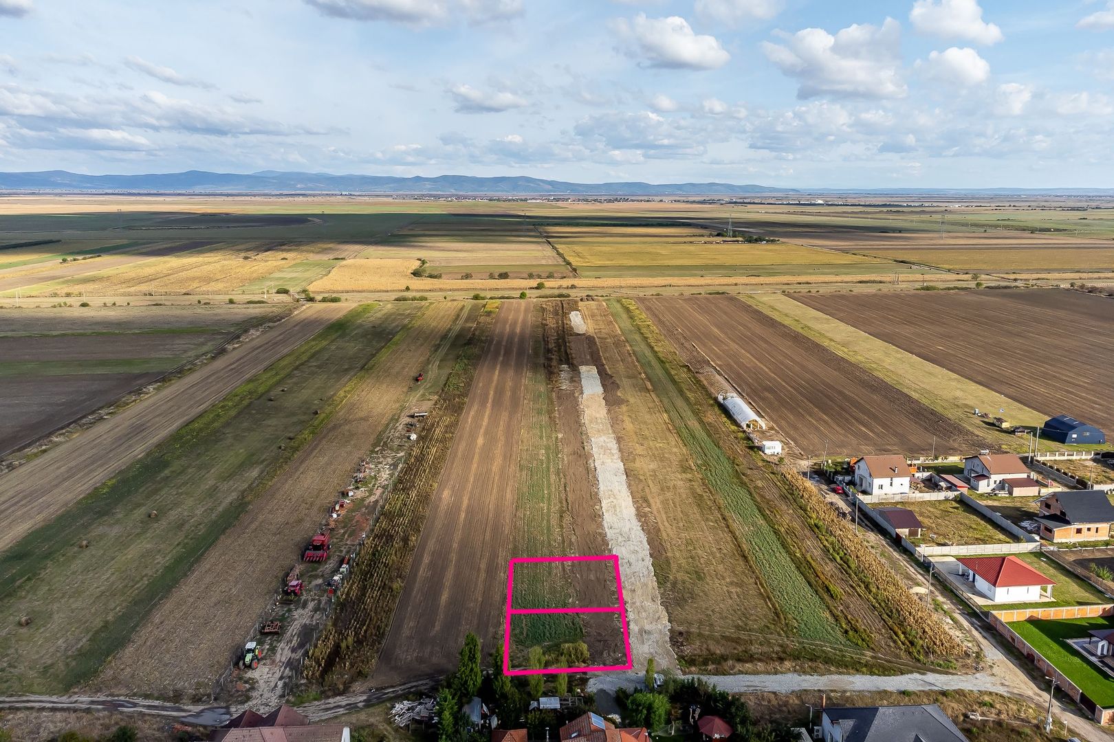 Teren pentru construcții în Livada, Arad, suprafață de 500 mp, FS 20m. - Poză 4