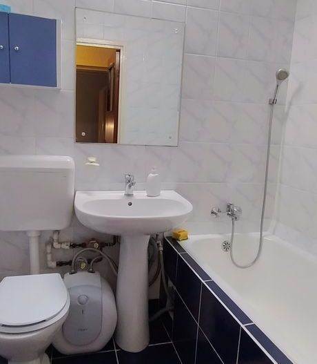 Ap. 3 camere modern Dr. Taberei bloc reabilitat, boxa, mobilat - Poză 8