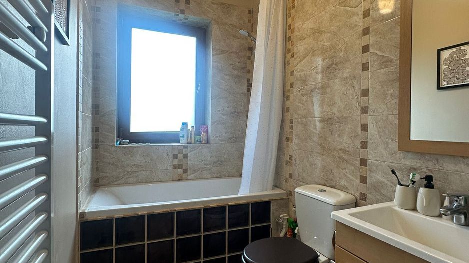 BRASADAS vinde ap 3 cam 2009 etaj 3/3 zona Semicentrala. - Poză 6