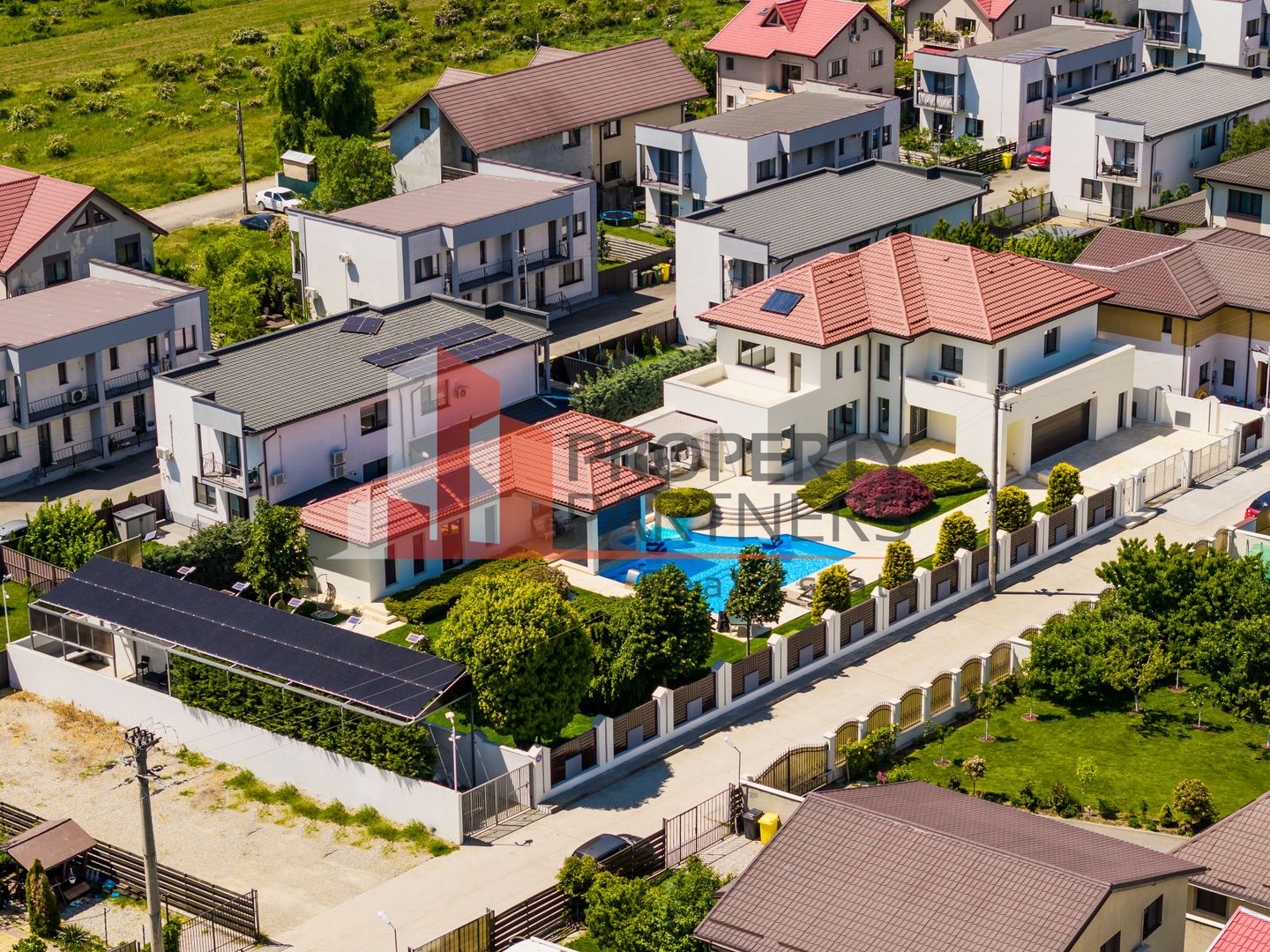 Vila Exclusivistă Domnești - Poză 2