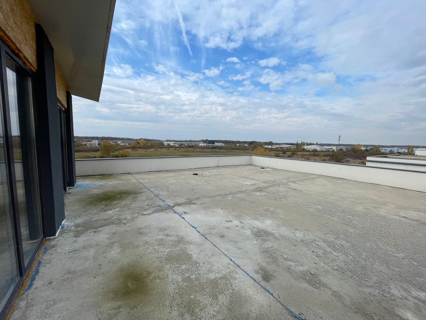 Penthouse -4 camere-Terasa 160 MP 299.000€ | Ghiroda | - Poză 3