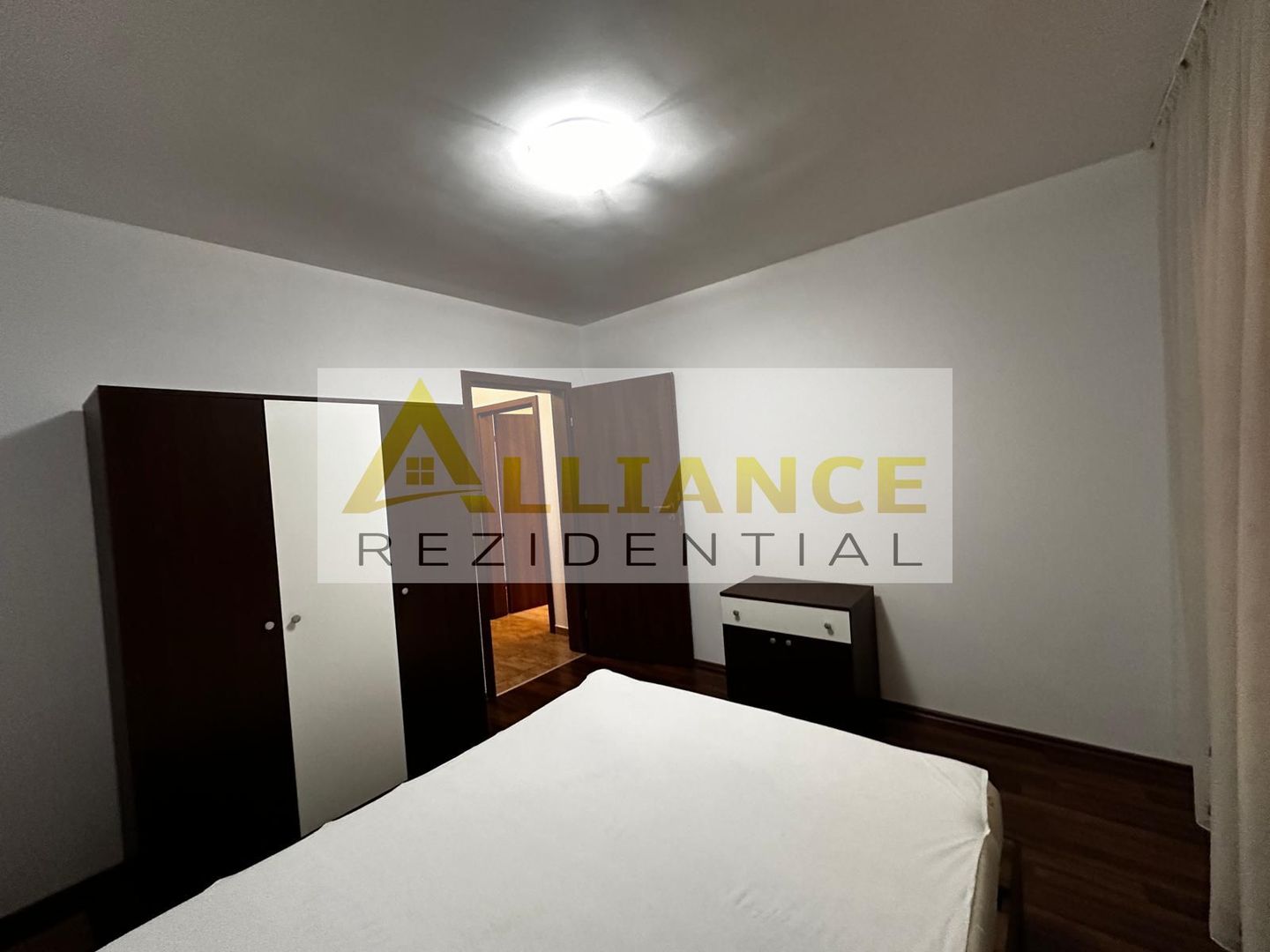 De inchiriat 2 camere Drumul Fermei  la 10 minute de metrou - Poză 5