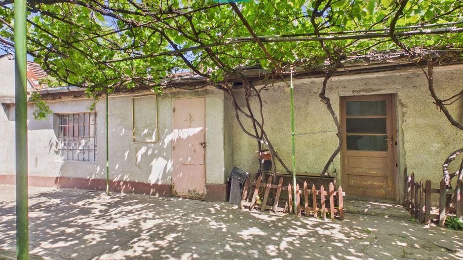 Casă individuală zonă centrală - teren 940 mp - Poză 17