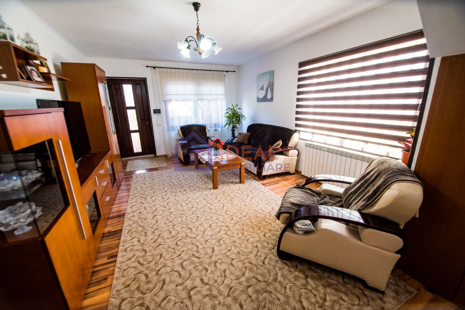 Casa Individuala cu 8 camere si 430 mp de curte, zona Calea Poplacii - Poză 6