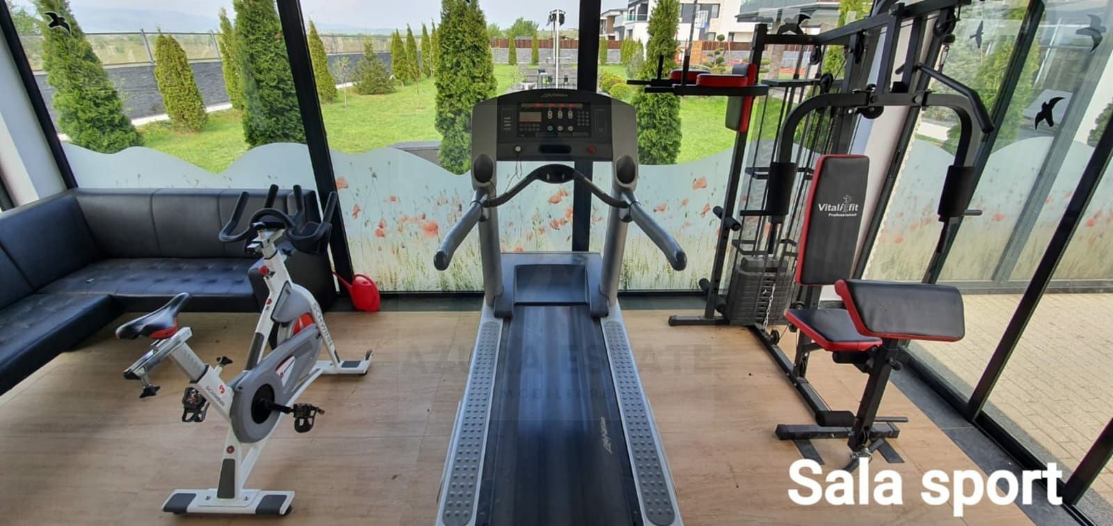 Vila ultrafinisata 550 mp utili si 2000 mp teren amenajat in Sibiu - Poză 21