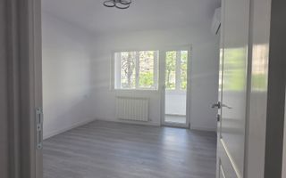 Apartament 2 camere de vânzare, Piața Voievozilor, Iași - 55.8 mp, renovat premium - Poză 2