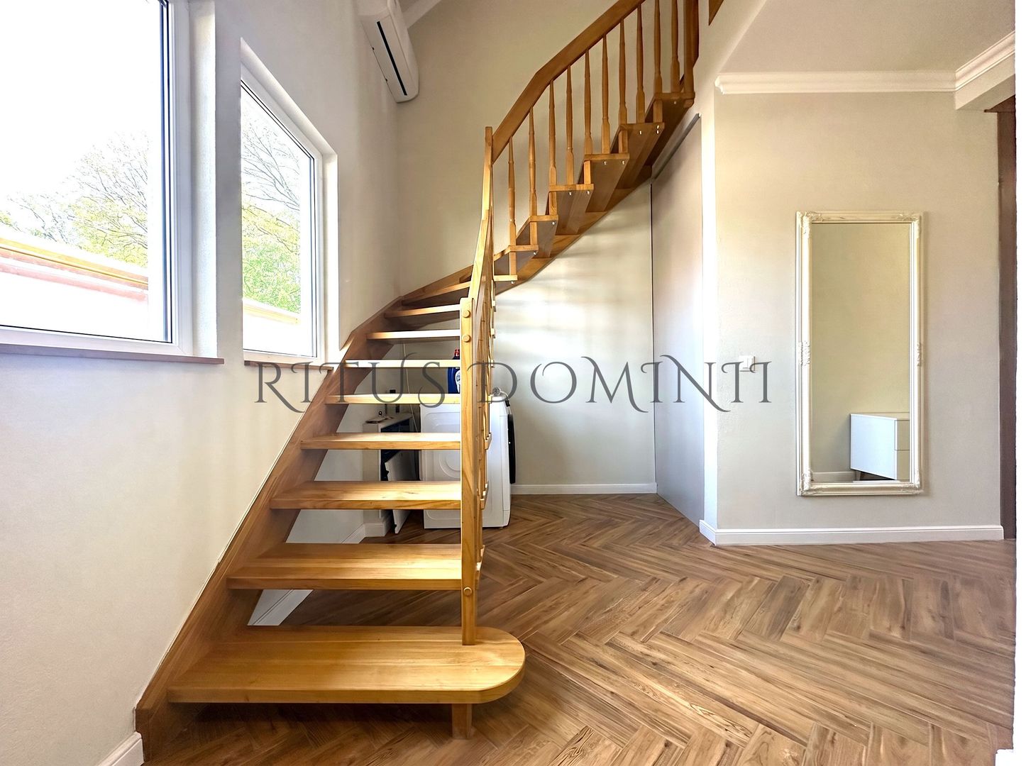 Casa cu 5 camere lângă Pădurea Felix, Cihei, 120mp - Poză 4
