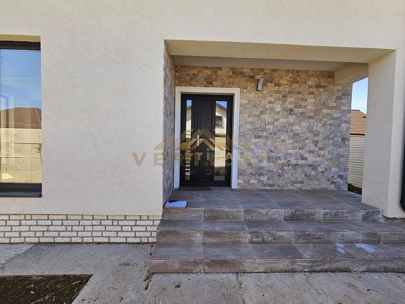 De vanzare casa 4 camere in comuna Berceni - Poză 7