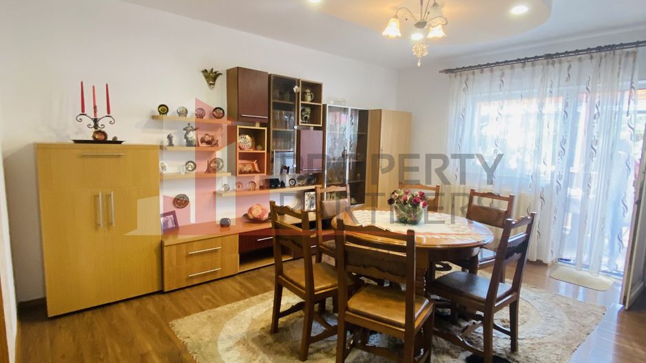 Casa deosebita Ghimbav - Poză 15