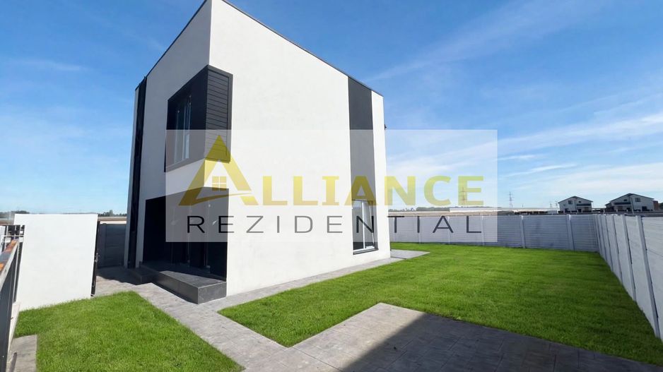Casa Individuala - 4 camere - 300 MP TEREN-STR.MIORITA - Poză 2
