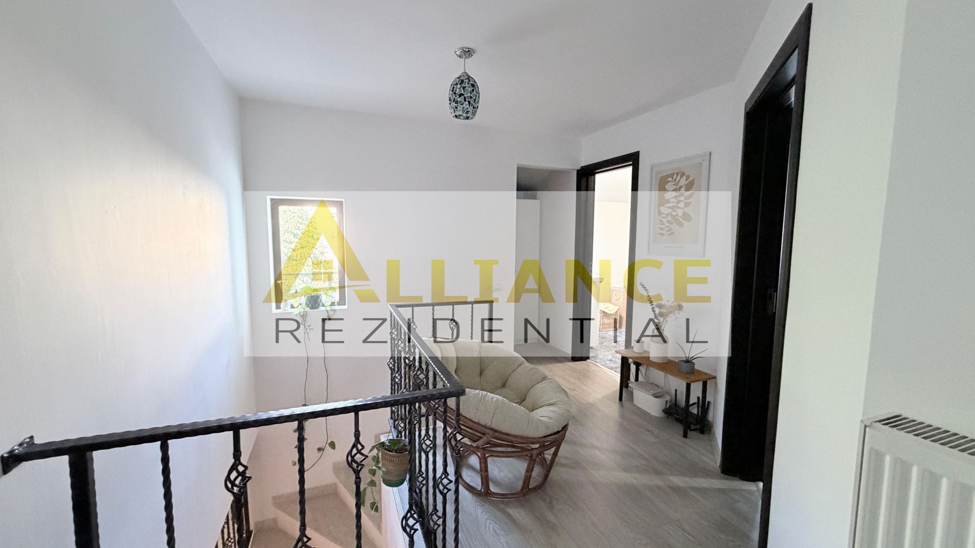 Casa Individuala - 4 camere - 2 bai - 326 mp teren - Poză 13
