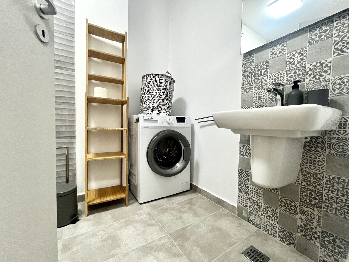 Apartament 2 camere, vibrant si primitor, cu parcare, in XCITY-TOWER - Poză 16