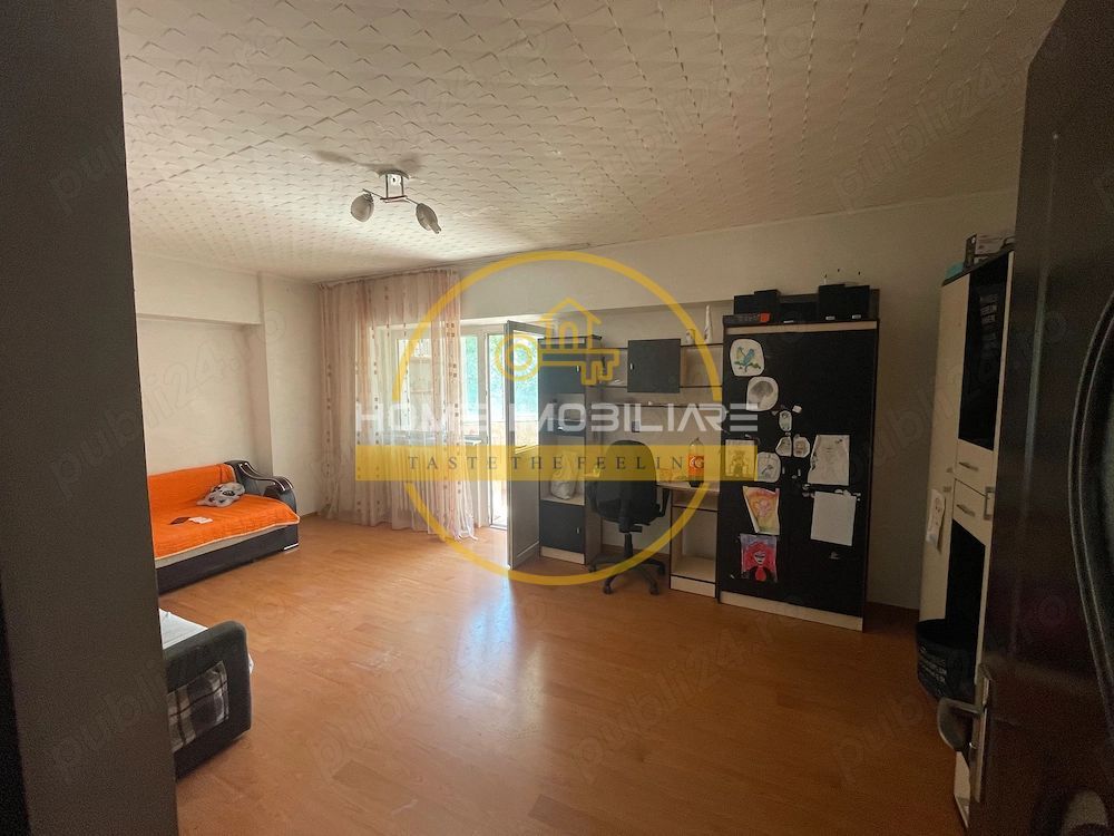 Apartament 3 Camere Decomandat Esplanada Nicolina Etaj 1 78 MP BLOC 1990 - Poză 1