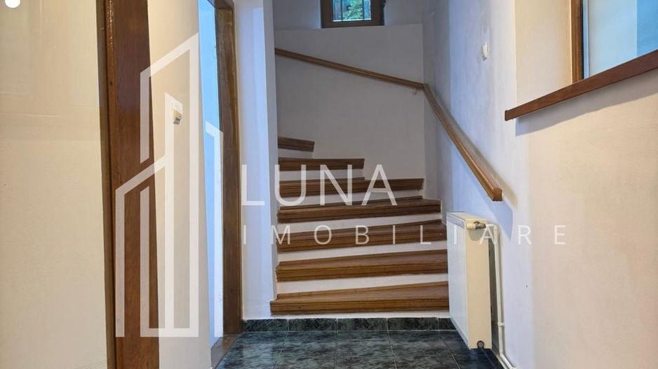 De inchiriat vila cu priveliste spectaculoasa - ideal spatiu comercial - Poză 10