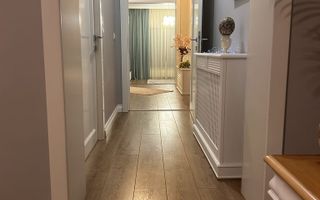 Casă cu 4 camere, în curte, finisaje high-quality - Poză 19