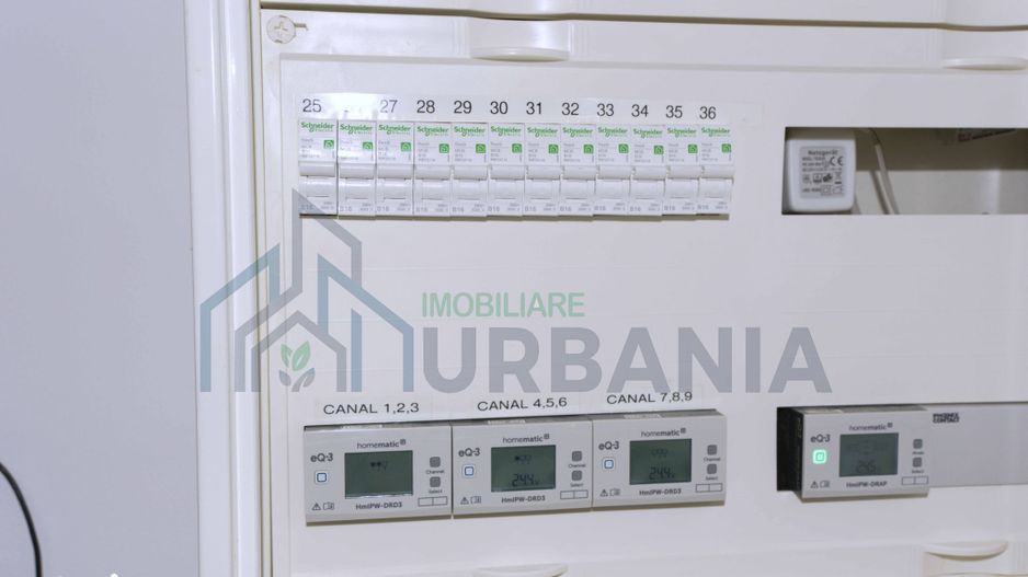 Apartament spatios renovat, Podu Iloaiei, etaj 2 - Poză 8