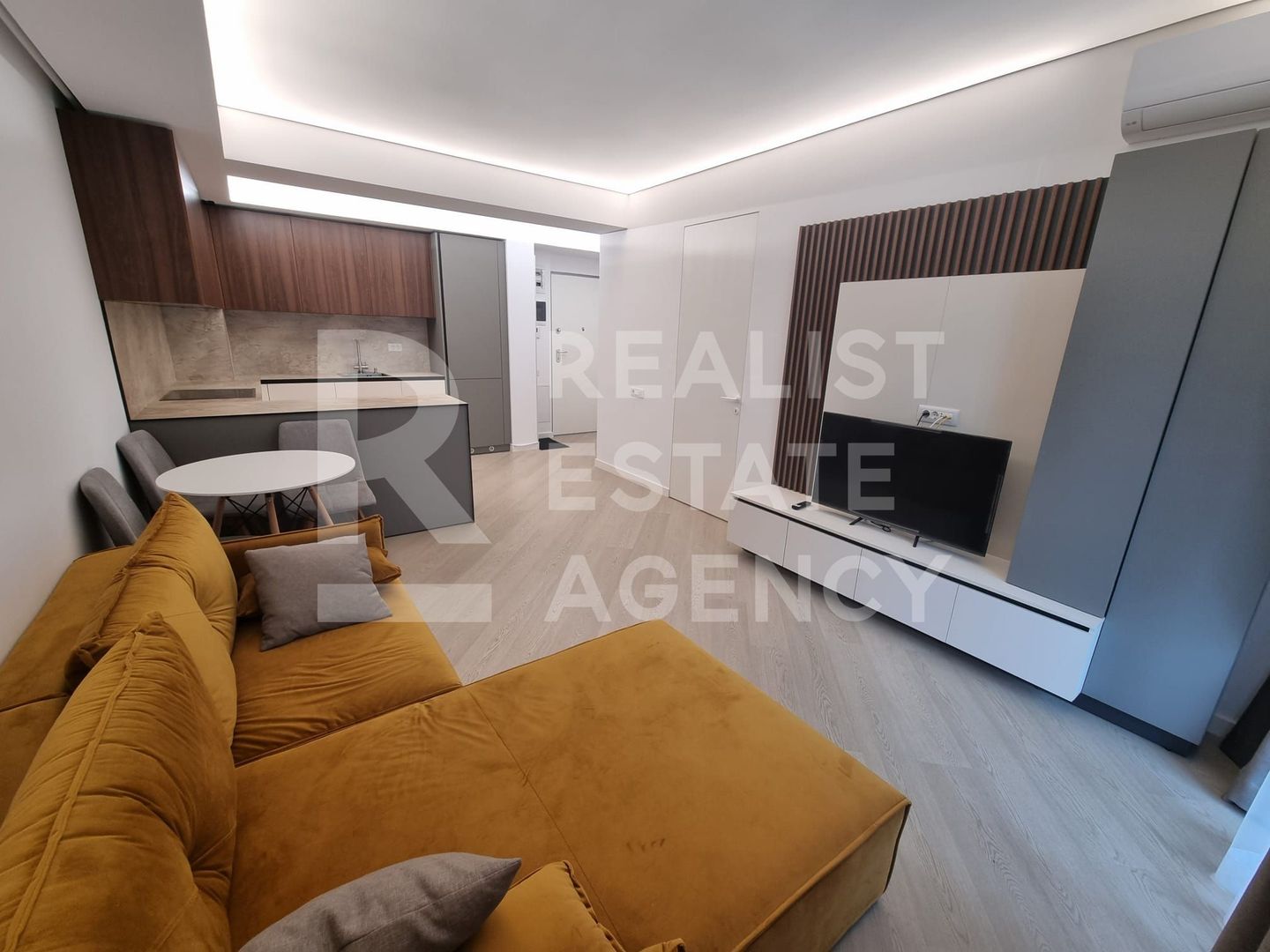 Chirie, apartament, 2 camere, Cortina North, București - Poză 3
