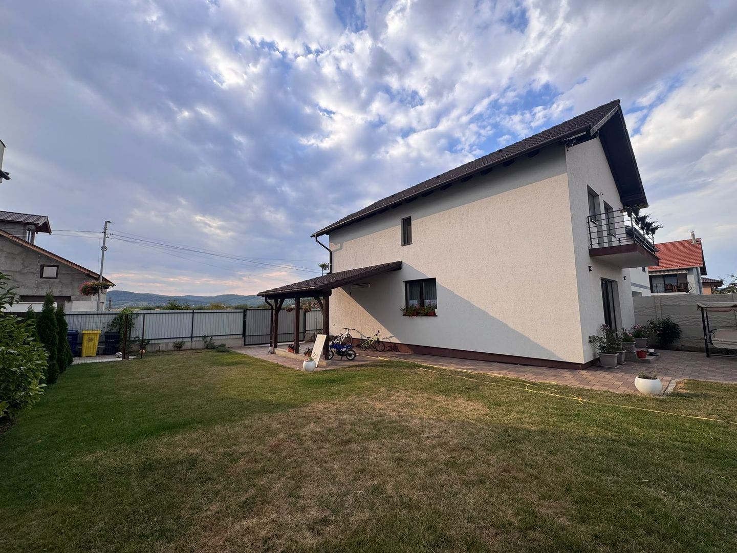 Casa individuala, curte superba, Cristian, Sibiu - Poză 10