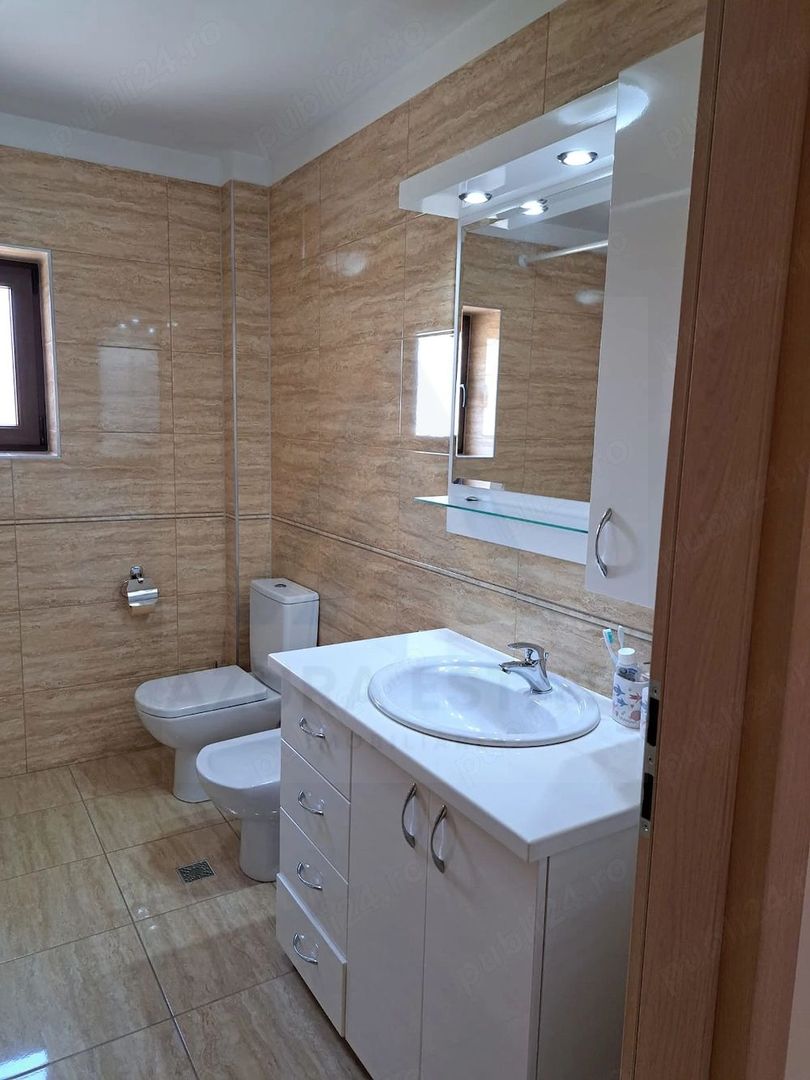 Casă individuală 5 camere cu garaj curte si gradină Șura Mare - Poză 8