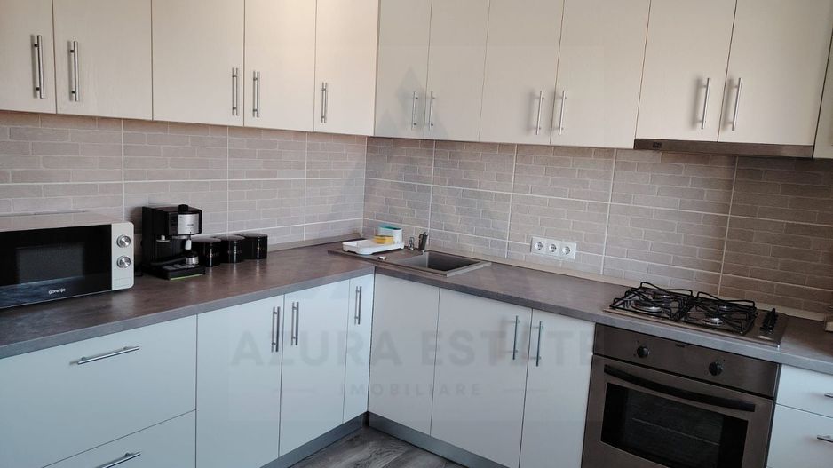 Apartament modern 3 camere 65 mp utili balcon zona Vasile Aaron - Poză 3
