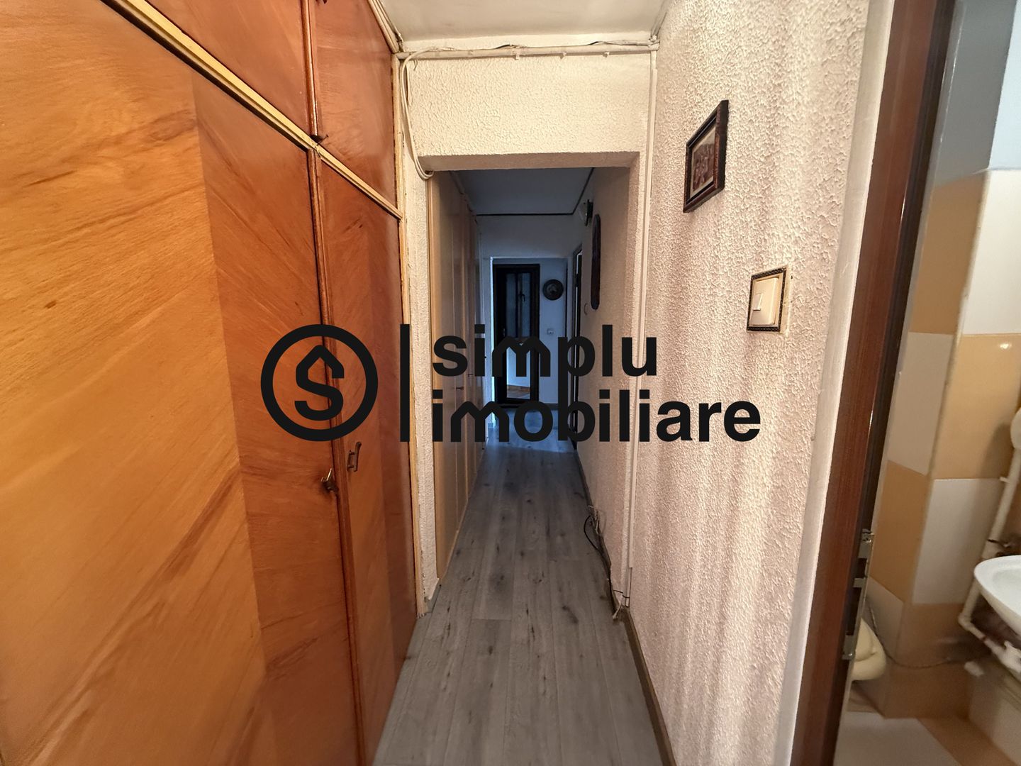 3 decomandate, et 2/4, 1 Mai - 140 000 Euro - Poză 5