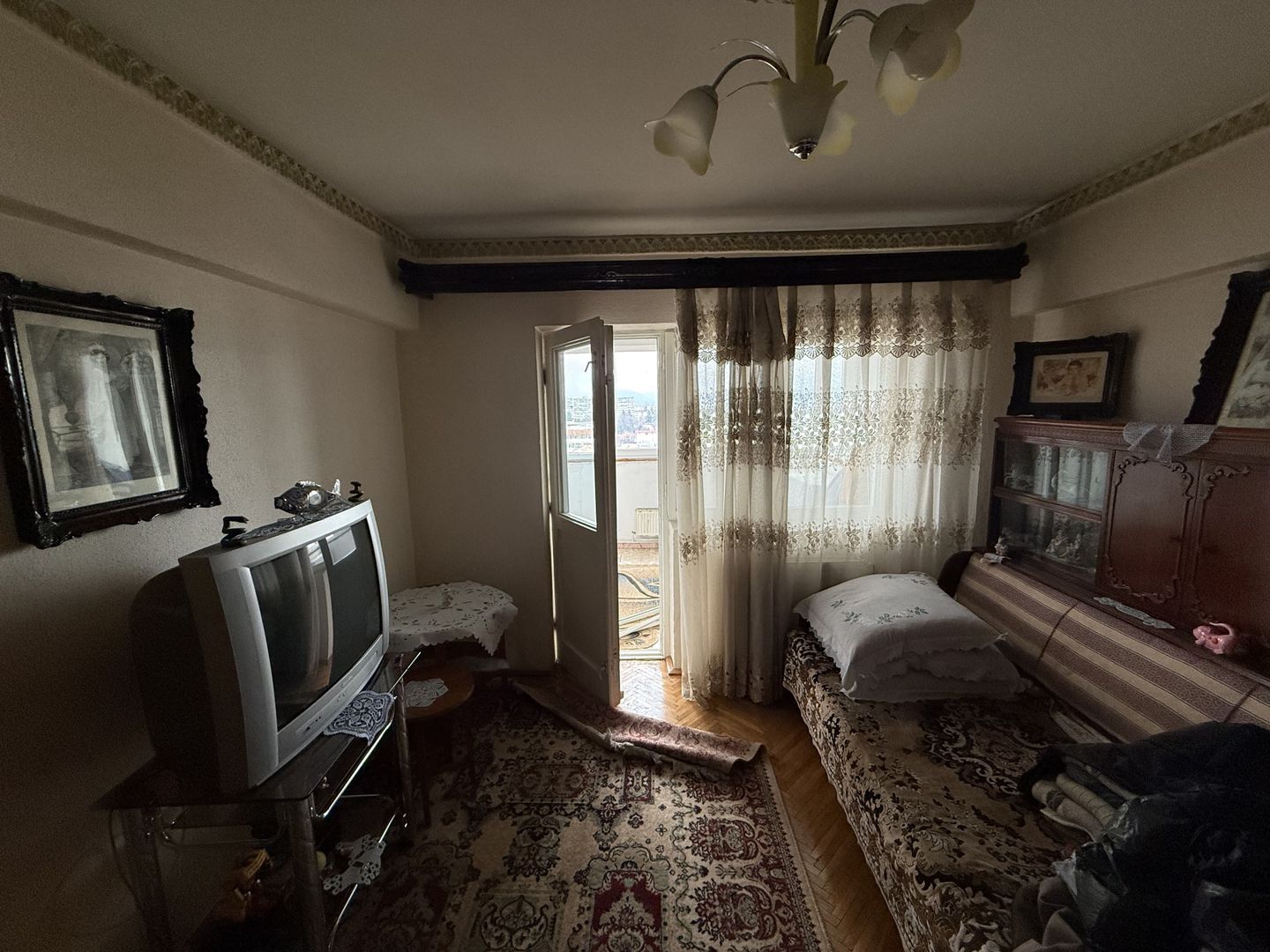 Ap 4 camere 90 mp+boxa+1 camera pe hol ultracentral b-dul Carol 1 - Poză 13