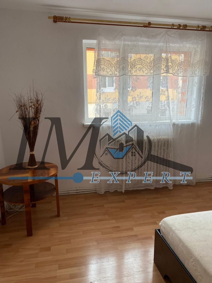 Apartament de inchiriat in Cetate Alba Iulia - Poză 2