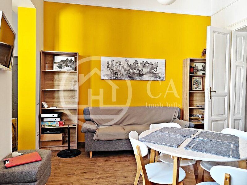 Apartament de inchiriat, 3 camere, ultacentral, la 2 min.de Piata Unirii, Oradea - Poză 2