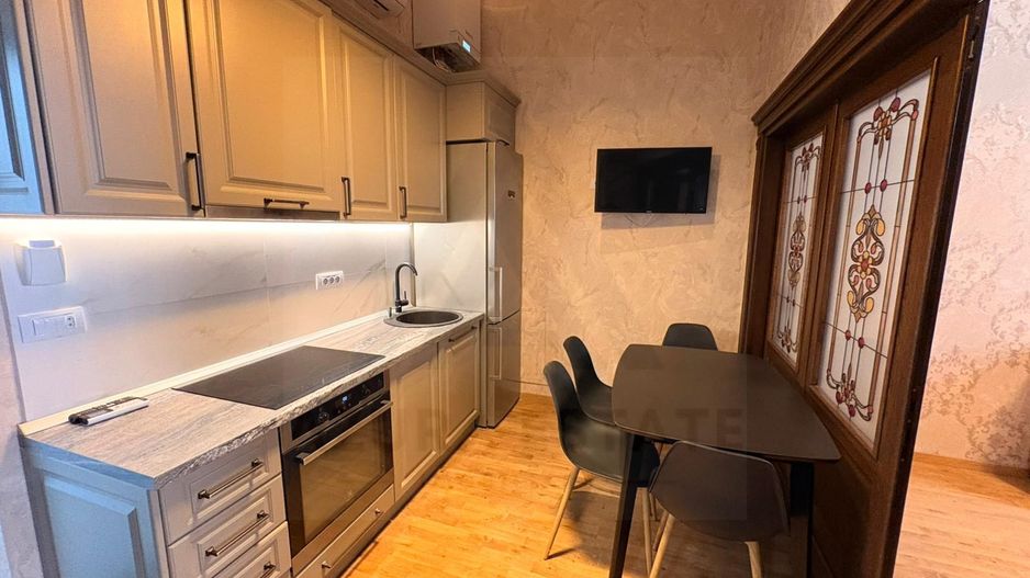 Apartament premium 2 camere 55 mp + pivniță renovat 2025 zona Centrala - Poză 5