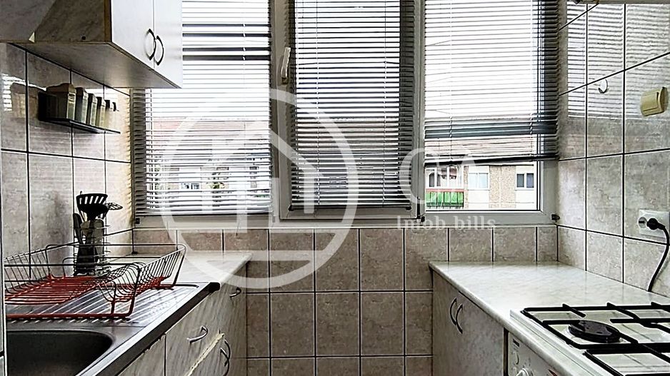 Apartament de vânzare cu 2 camere în zona Decebal, Oradea - Poză 9